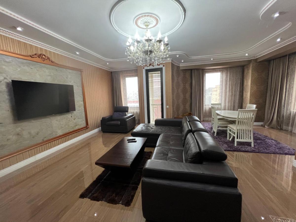 Cosy Apartment In The City Centre Tbilisi Zewnętrze zdjęcie
